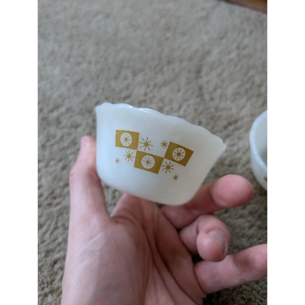 Vintage Fire King Atomic‎ Star White Bowls Yellow Starburst Design Milk Glass